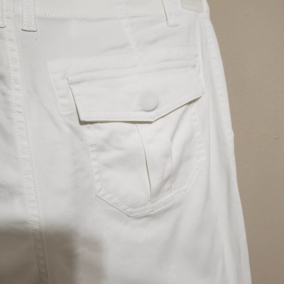 Lisa Rinna Collection Colored Cuffed Capri Pants 2 - Picture 5 of 10